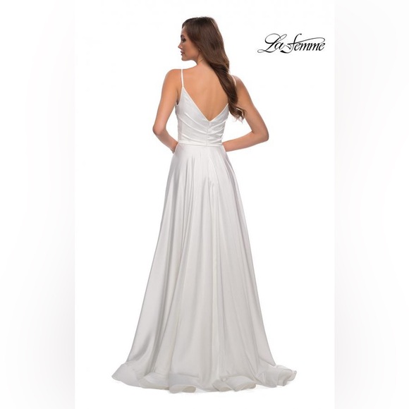 La Femme White Satin Ball Gown Size 00 Nwot - Picture 2 of 9